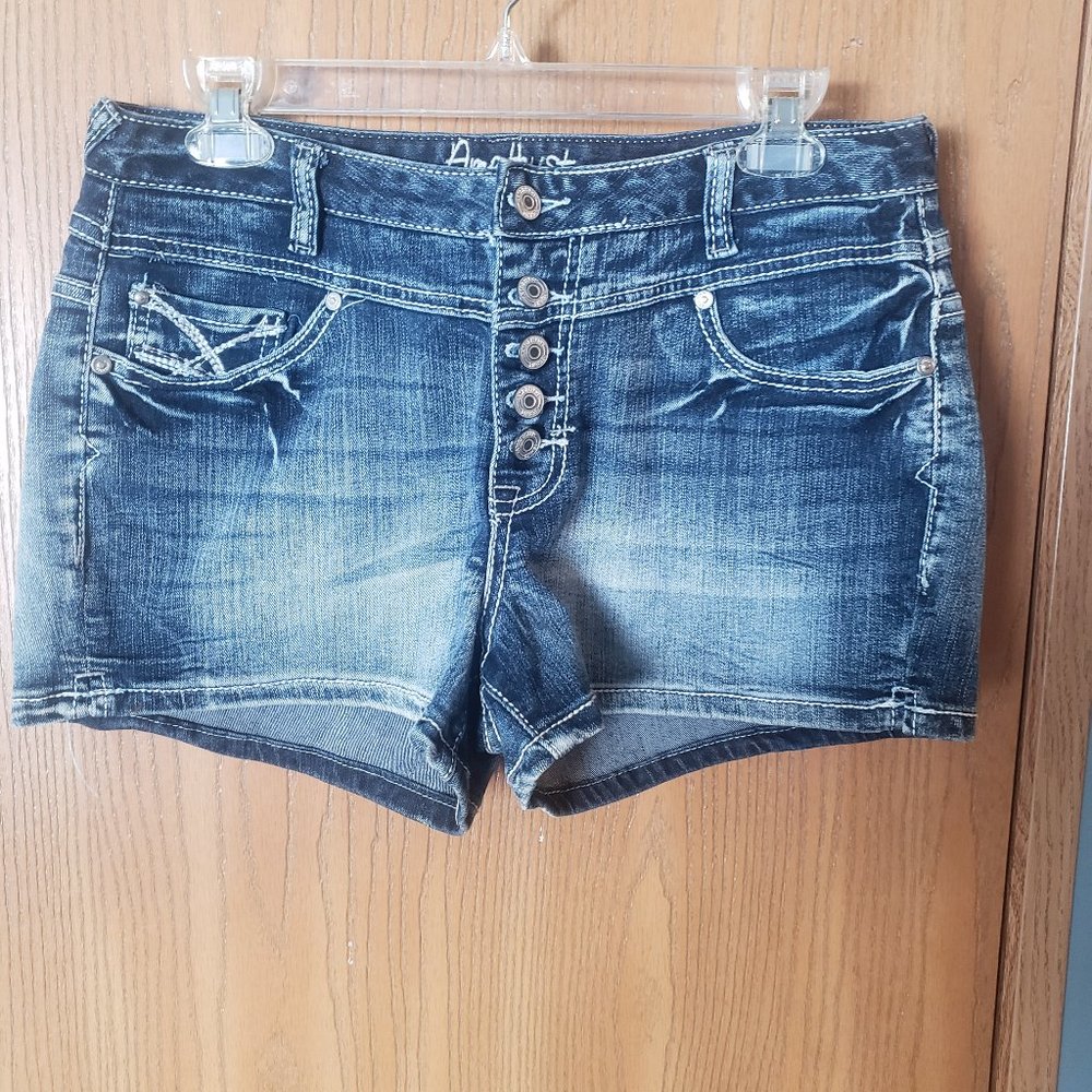 Amethyst shorts